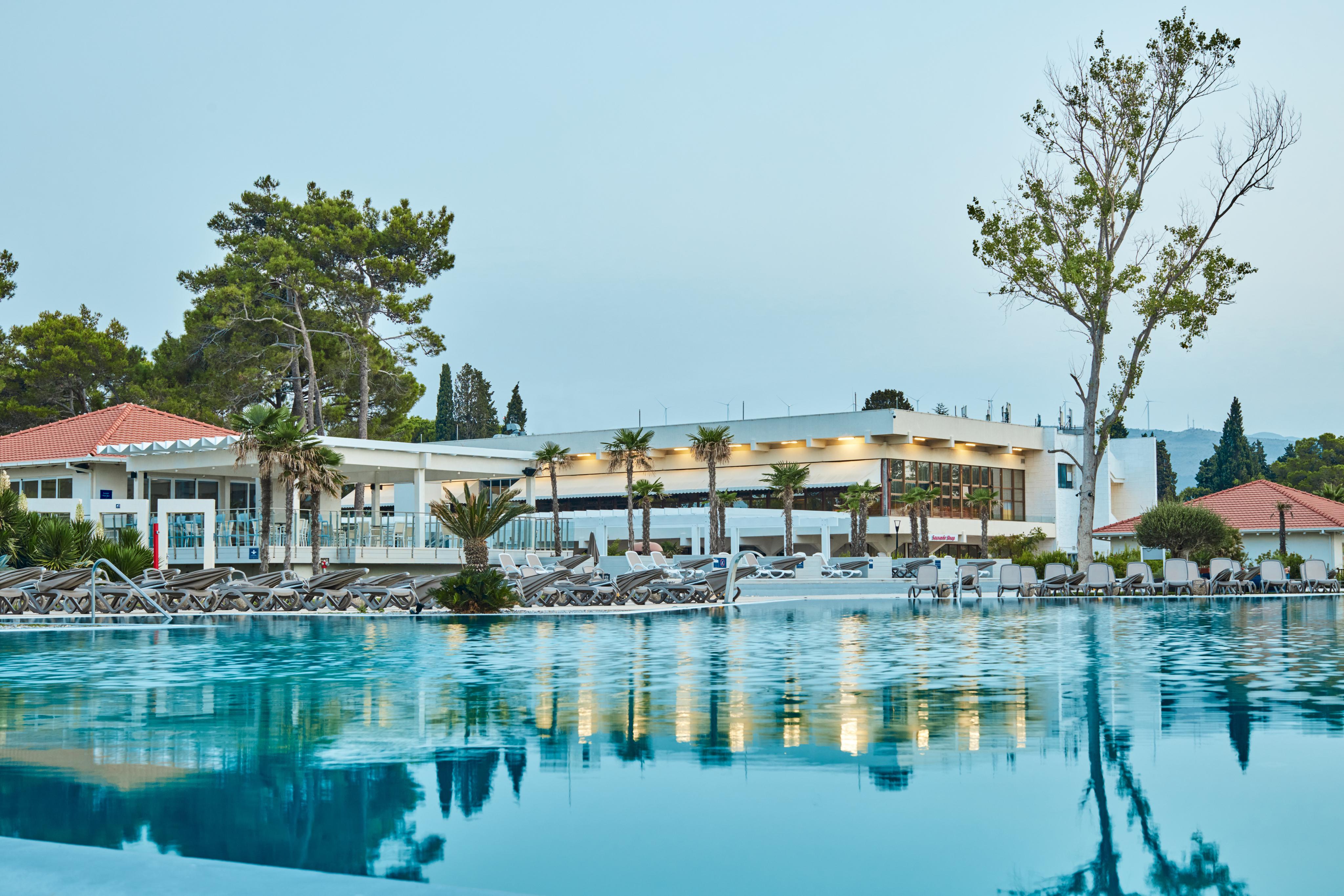 Azul Beach Resort Montenegro By Karisma Ulcinj Eksteriør billede